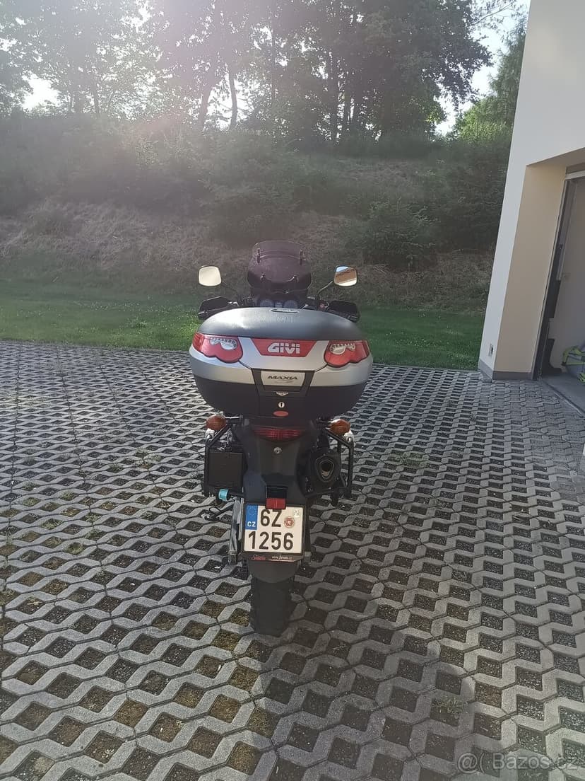 Suzuki V-Strom Dl650