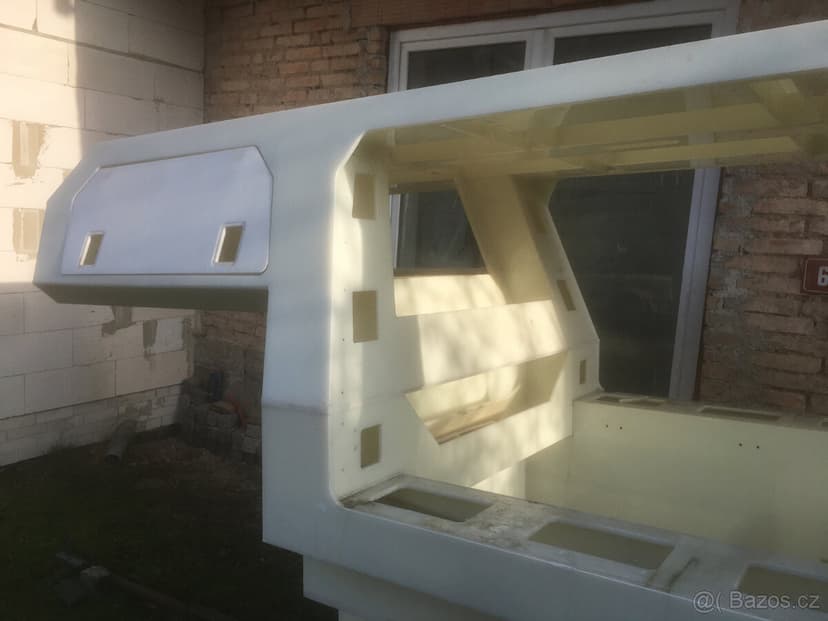 NÁSTAVBA PRACOVNÍ - OBYTNÁ  PICKUP - CAMPER NOVÝ