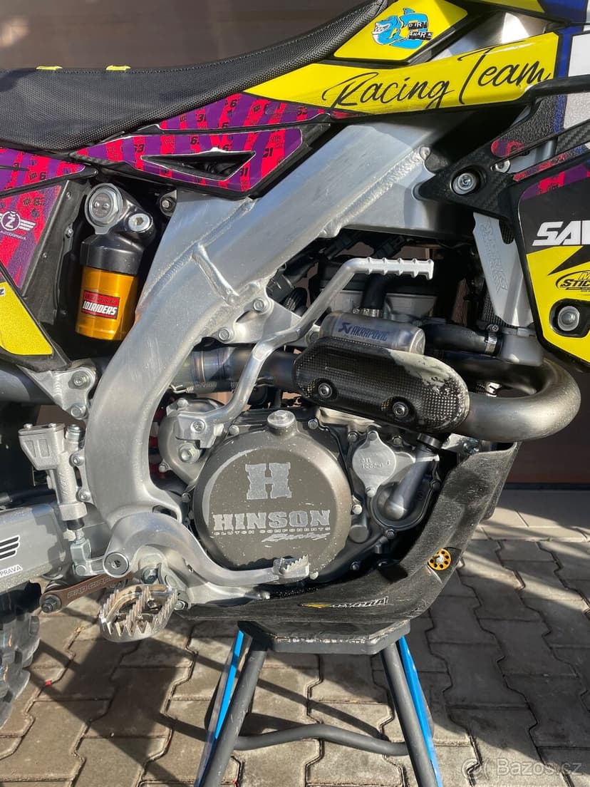Suzuki RM-Z 450 r.v.2023, Akrapovič, GET jednotka atd.