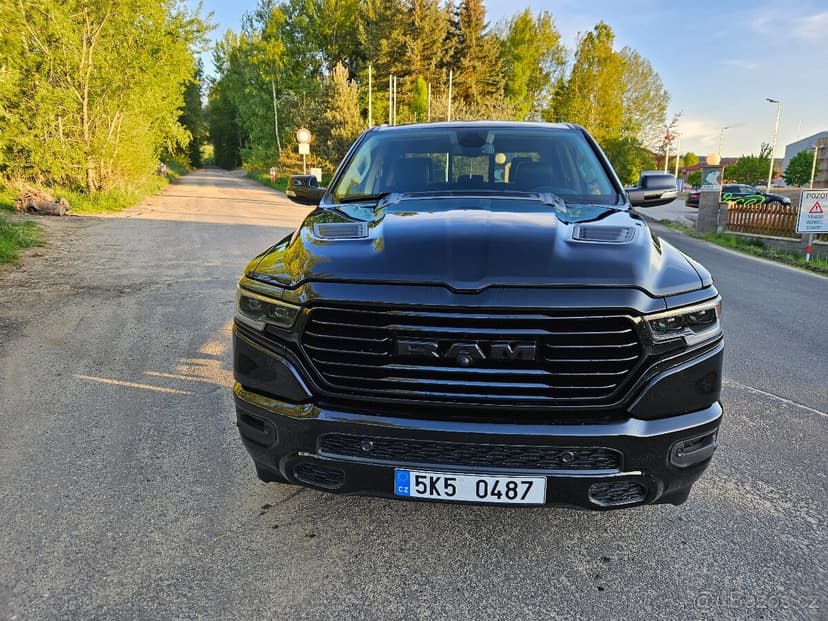 Dodge RAM 1500 5.7 V8 Hemi R.v.2020