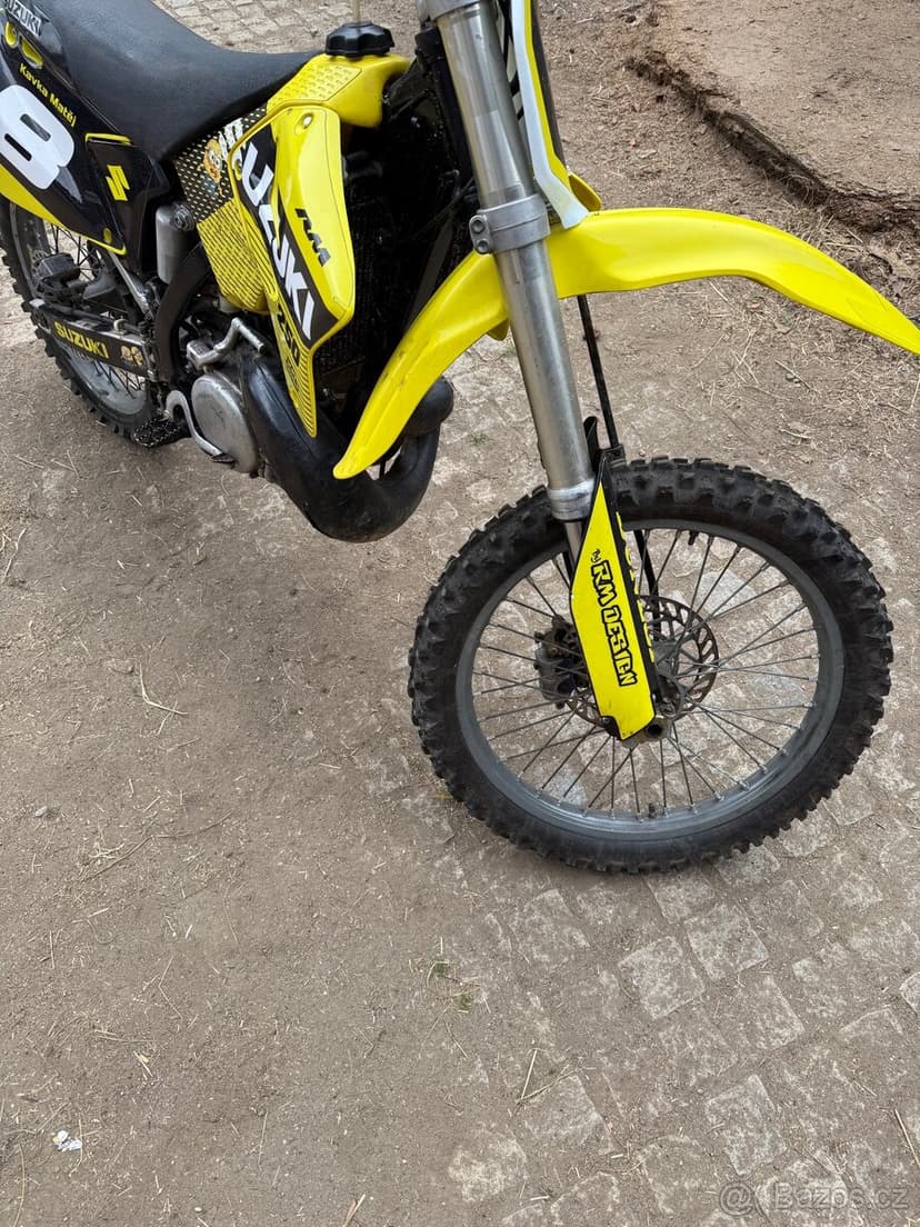 suzuki rm 250 2001 nadhradní díly