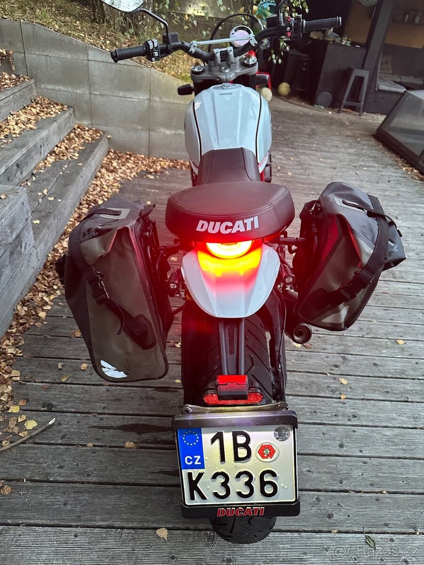 Ducati scrambler desert sled 800