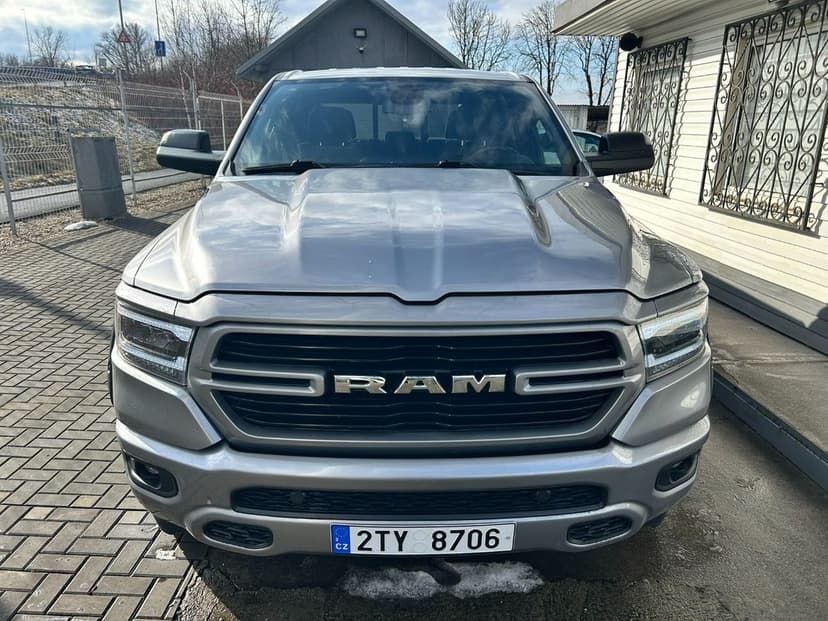 Dodge RAM 1500 5.7 HEMI 4x4