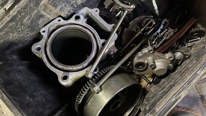 Motorové díly gladiátor x5, rx 510, rx 530, goes 520