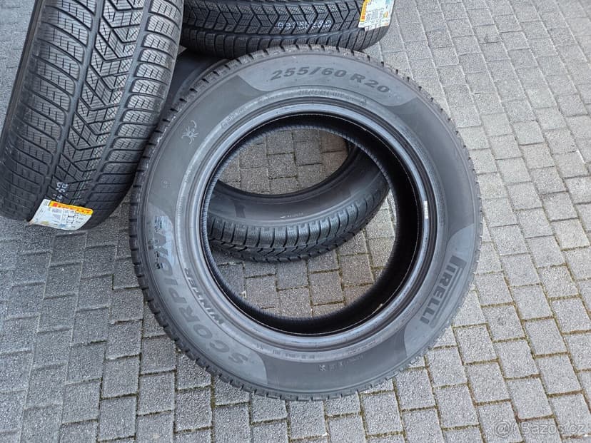 Zimní pneumatiky Pirelli Scorpion Winter 255/60 R20 113V