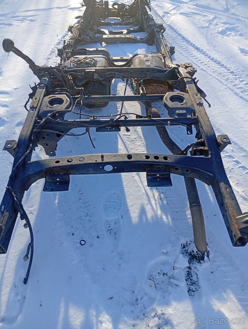 NISSAN NAVARA D23 RÁM AUTA PĚKNÝ NEHAVAROVANÝ Z RV 2020