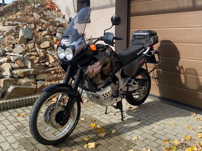 Honda XRV 750 Africa Twin - 35kw v TP