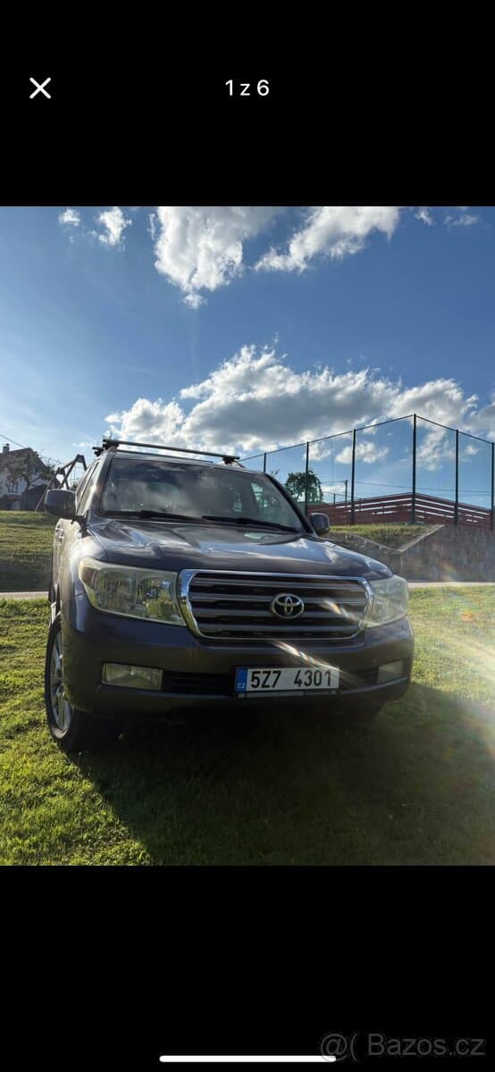 Toyota Land Cruiser 200 - NOVÁ CENA