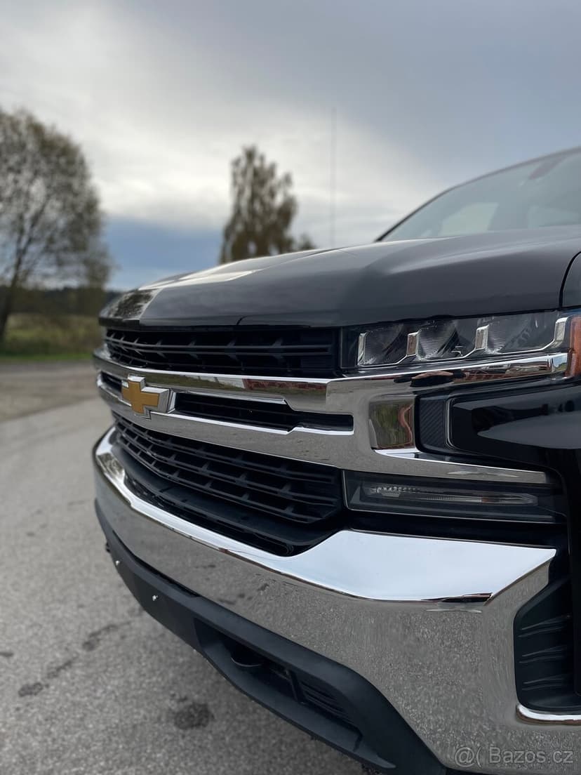 CHEVROLET SILVERADO CREW CAB- 2020 - 5.3 Vortec - Lift