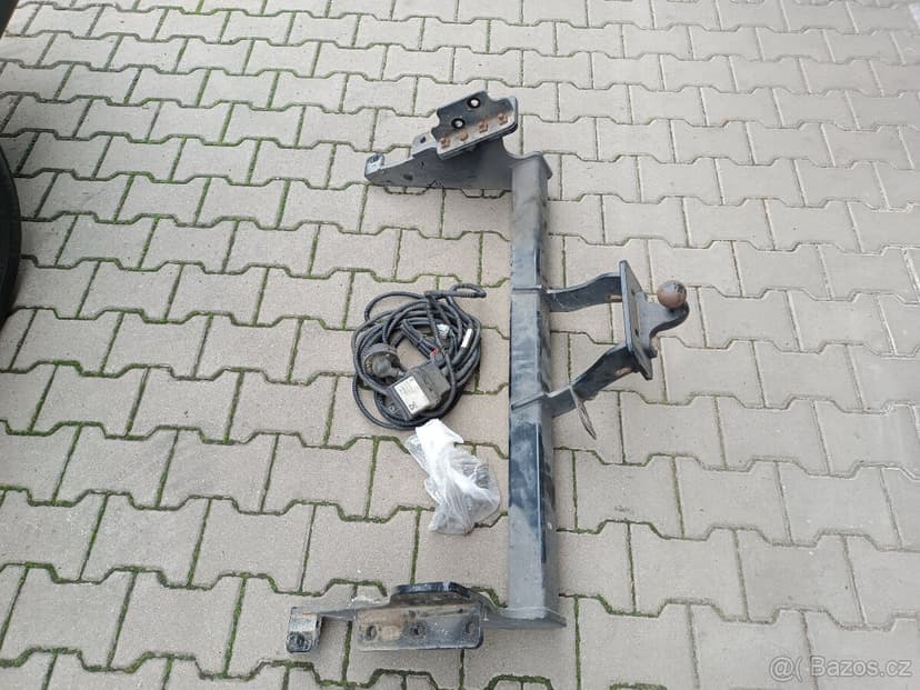 Tažné zařízení Navara NP300, D23, 2016