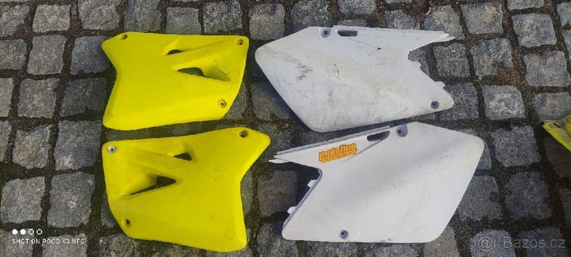 Prodám sadu plastů Suzuki RM250