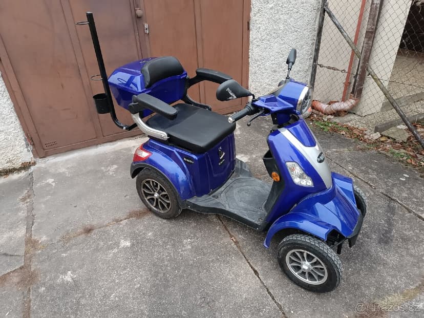 4 kolový elektrický vozík Rolektro pro seniory