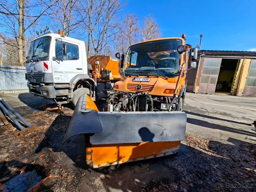 MB UNIMOG U 400 4X4