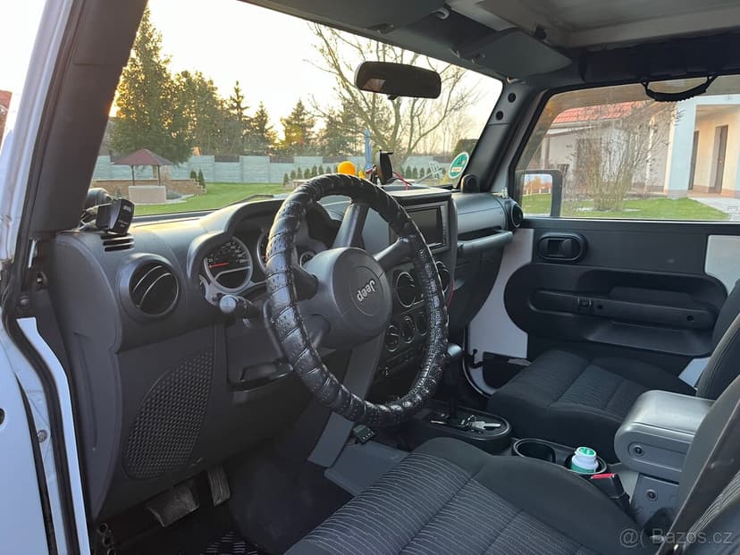 JEEP Wrangler jk 2,8 nafta