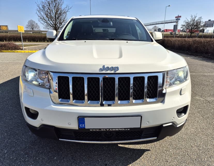 JEEP GRAND CHEROKEE 3.0CRD 177KW ROK 2011 OVERLAND-PANORAMA