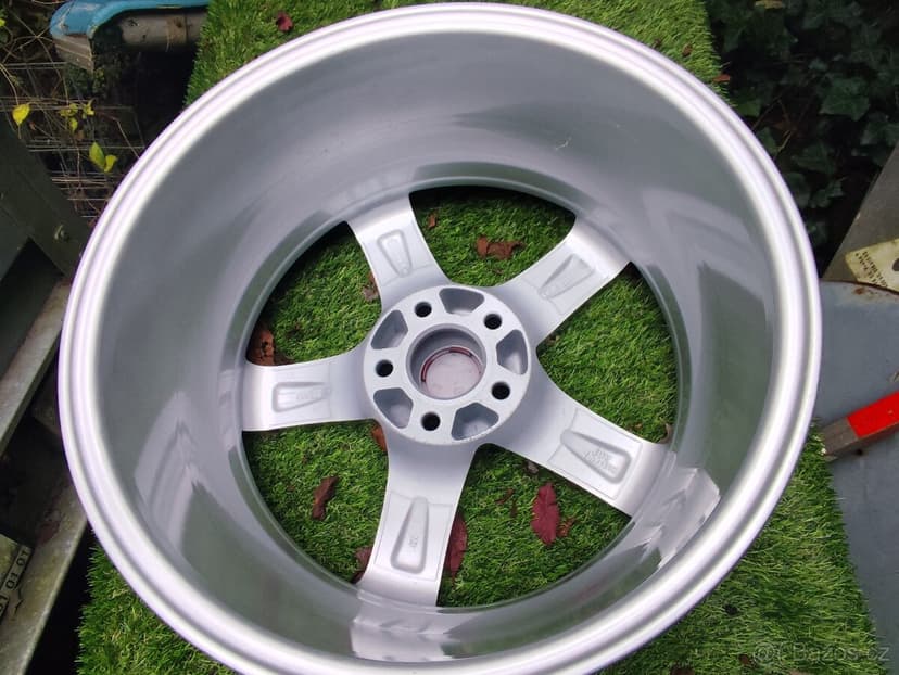 Disky + pneu na Range Rover Evoque, Discovery