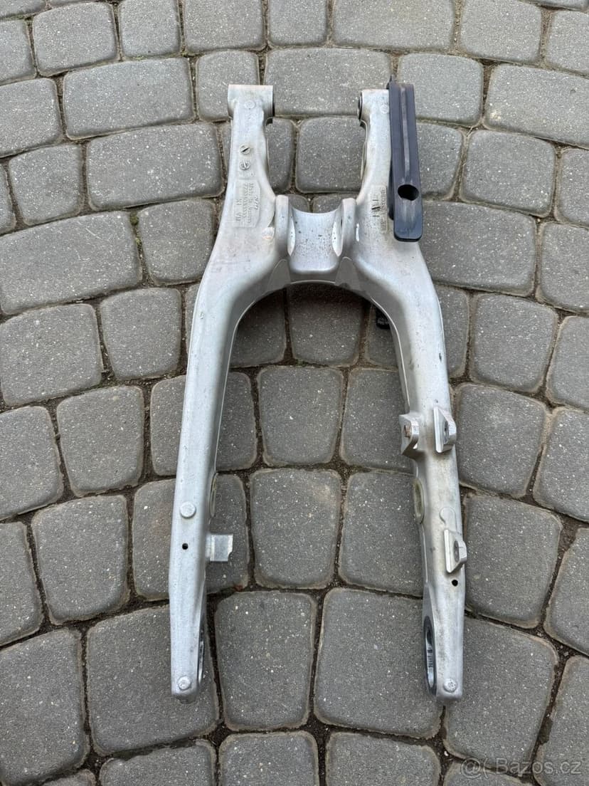 Kyvná vidlice zadního zavěšení tyč ktm sxf 250 / 350 / 450