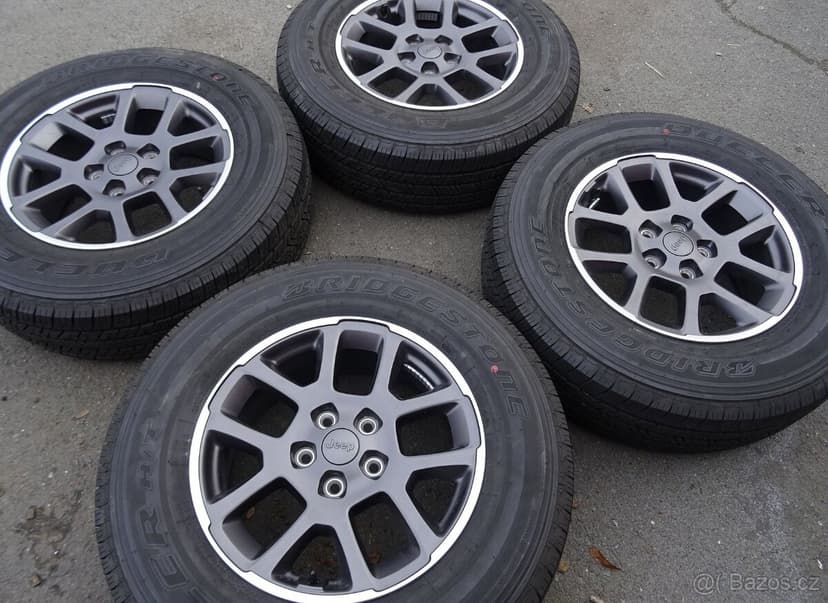 Alu disky Jeep Wrangler, 18", 5x127, celoroční Bridgestone