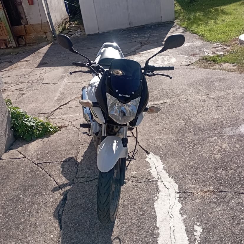 Honda CBF 125M (2013)