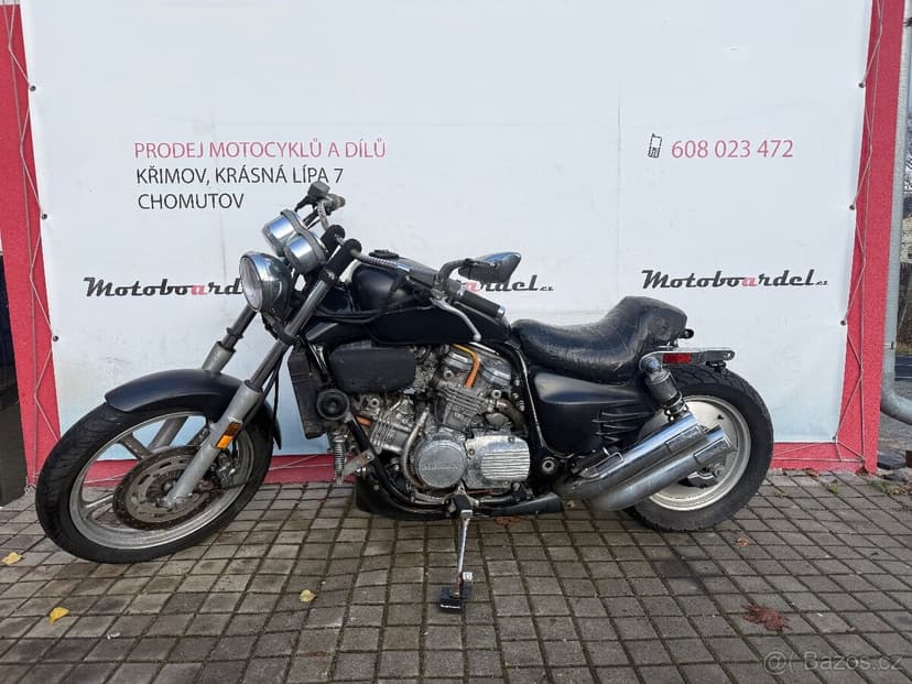 Honda VF 750 C Supermagna