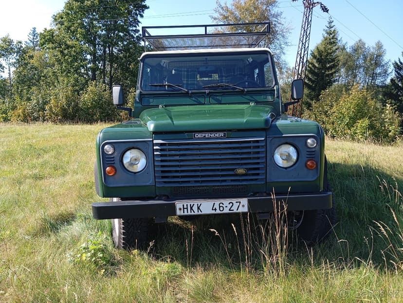 Land Rover Defender 110