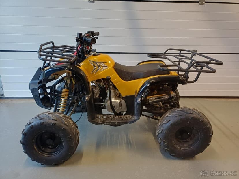 dětská čtyřkolka