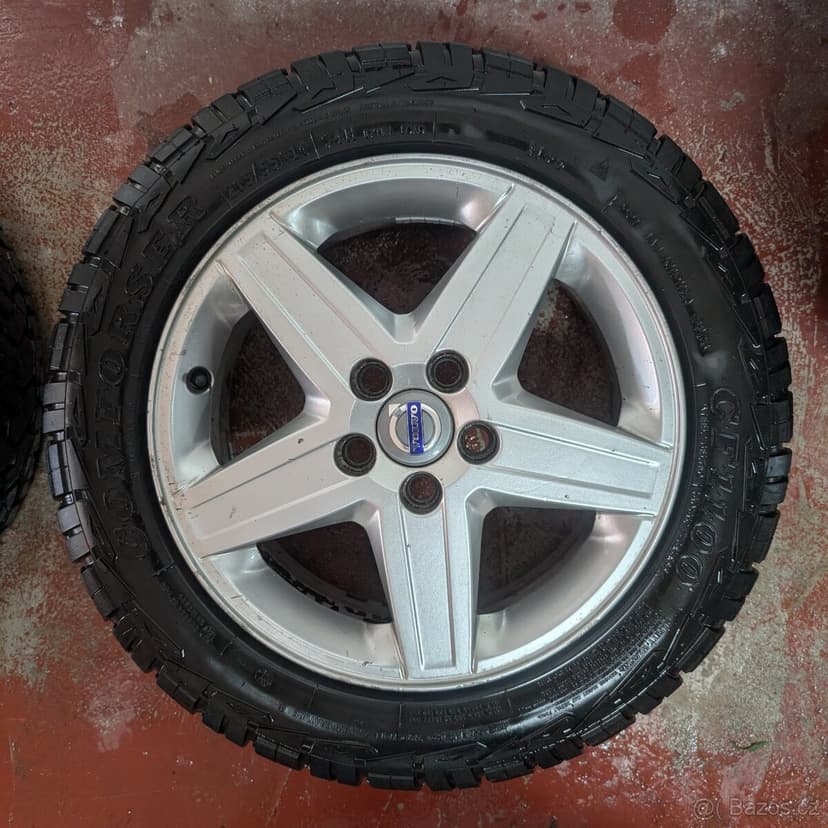 4x Alu disky Volvo/Jaguar 205/55 R16 ET52,5 5x108