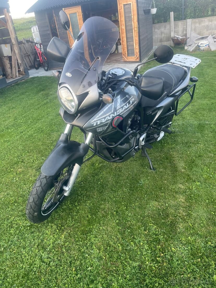 Honda Transalp 700