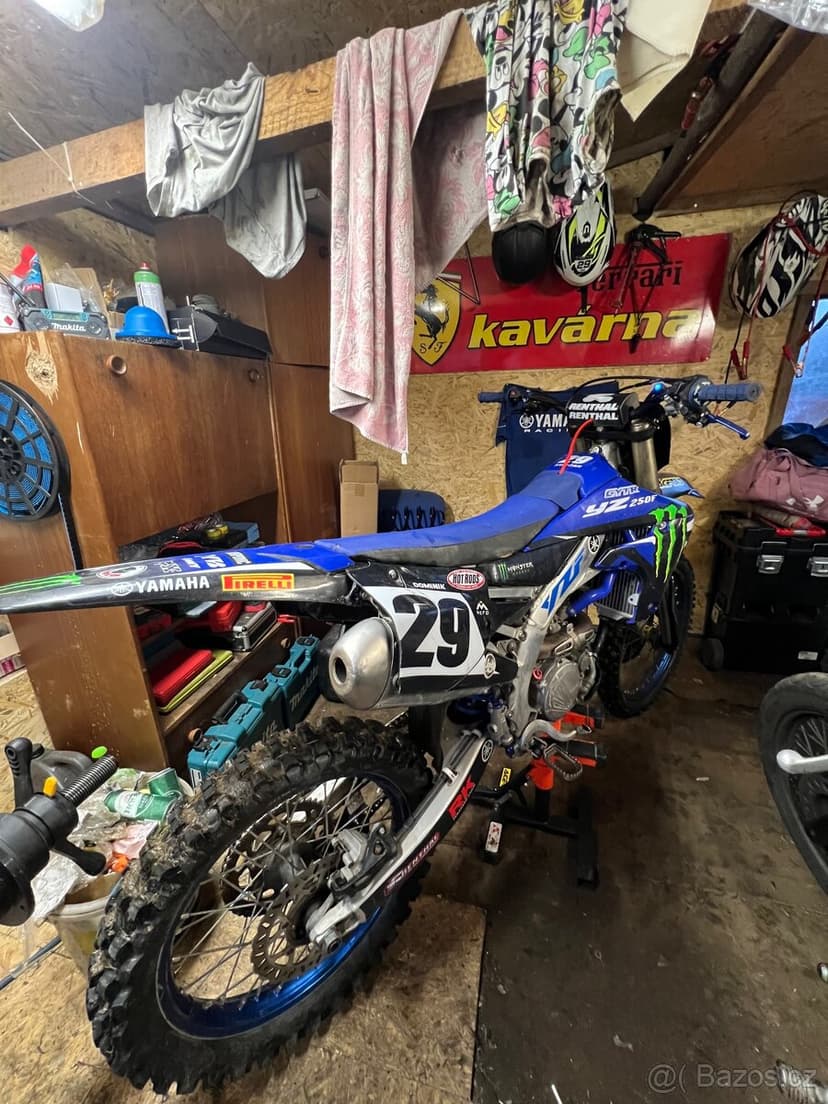 yama yzf 250 rv2020