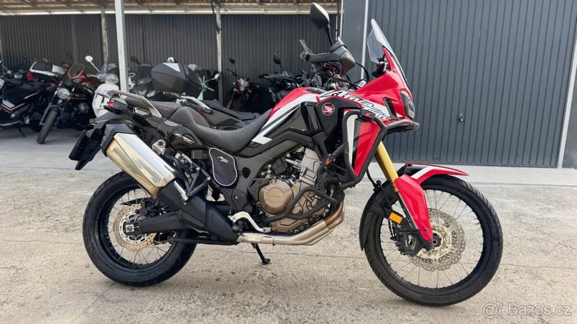 Honda CRF1000L Africa Twin Krásný stav jeden majitel