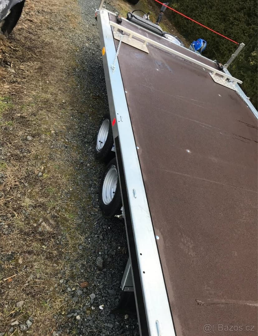 Přívěs plato 4,5 m,3t