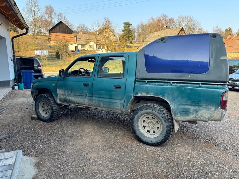 Toyota hilux 2.4 td 66kw