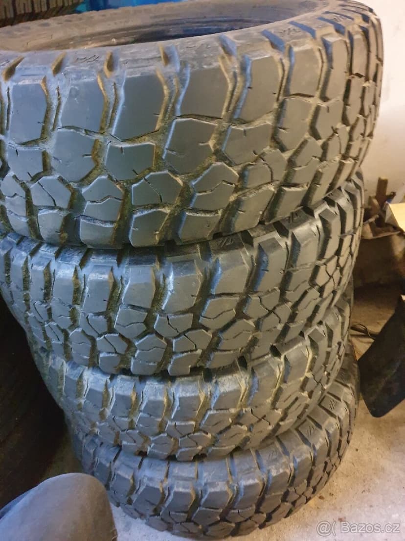 Offroad pneu 235/75 R15 Bf Goodrich