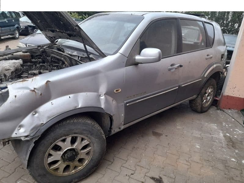 Ssangyong Rexton 2.7 xdi 121 kw, manuál