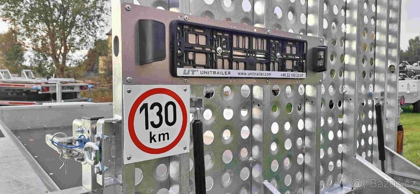 Builder 3015/2 S – nový 3,5 t • 185R14C + bonus