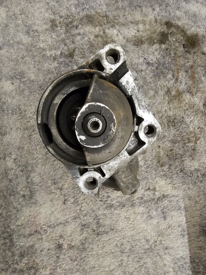 Ford Escort startér