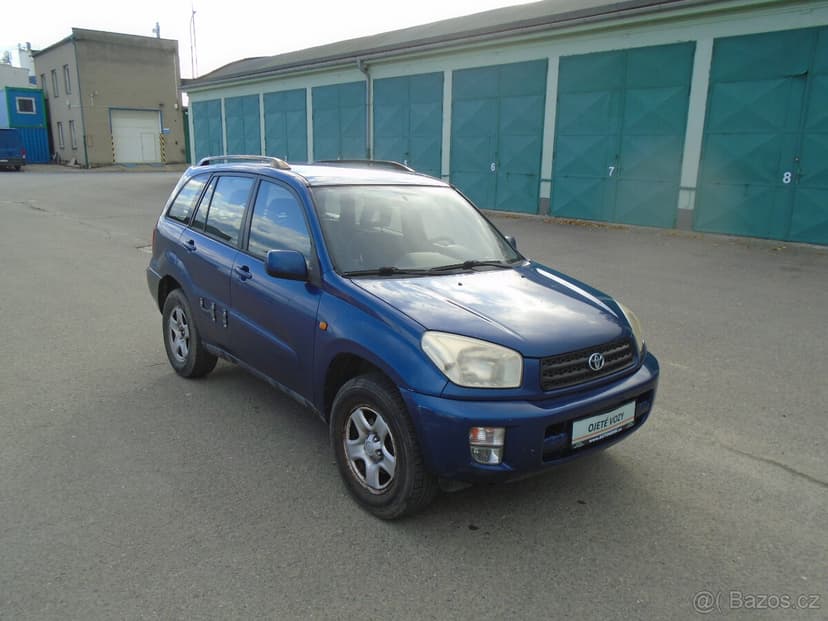 Toyota RAV4   2.0VVTi