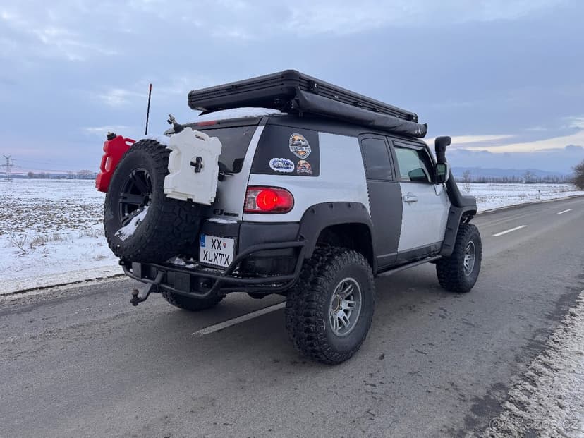 Toyota Fj Cruiser TOP STAV