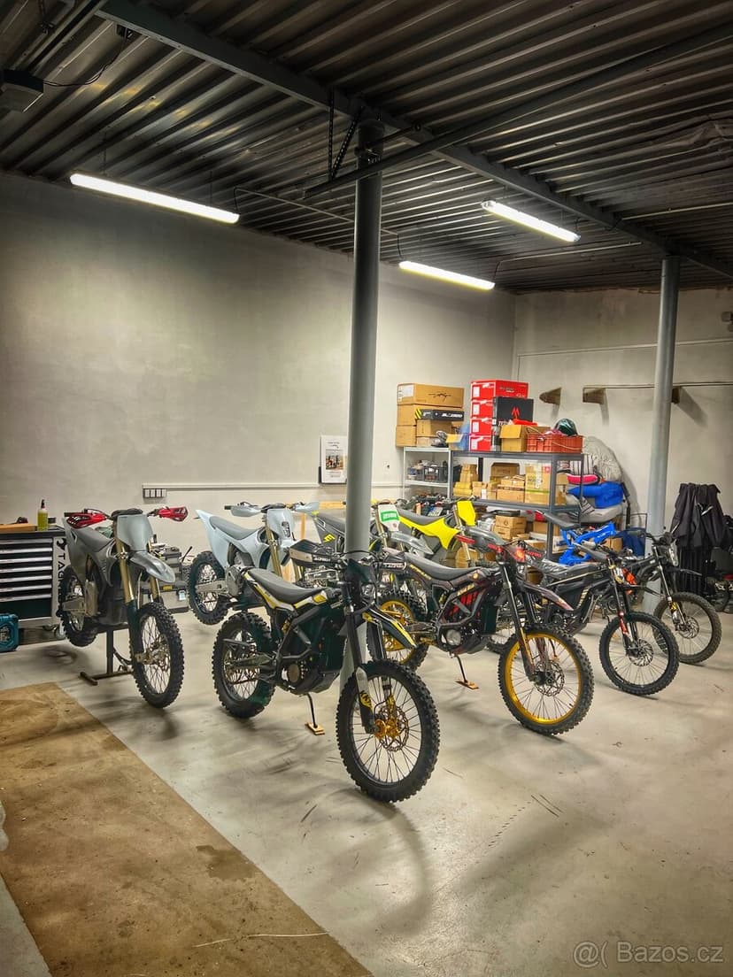 Půjčovna elektro motocyklů Stark Varg Surron EridePro