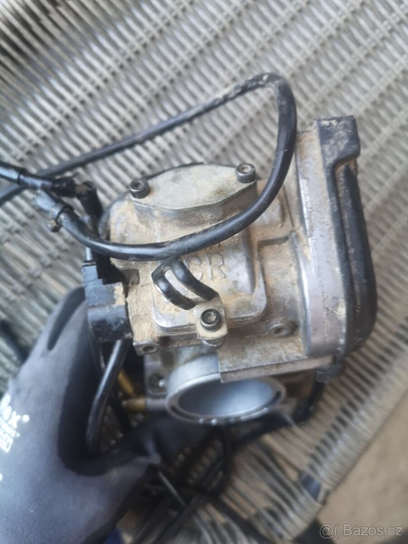 Honda CRF 250R, 2009, náhradní díly.