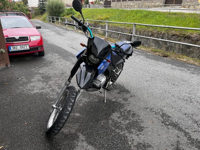 Yamaha 125 XT