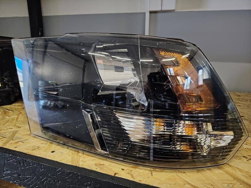 Světla Dodge Ram 1500 2013+