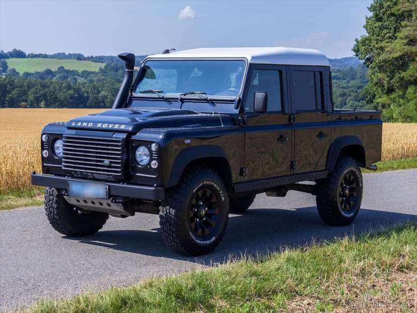 Land Rover Defender 2,2 TD Crew Cab Nový motor (2013)