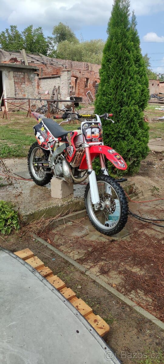 Honda cr250r