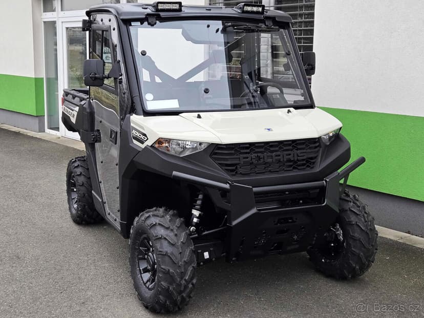 POLARIS RANGER 1000 s kabinou DFK UTV čtyřkolka