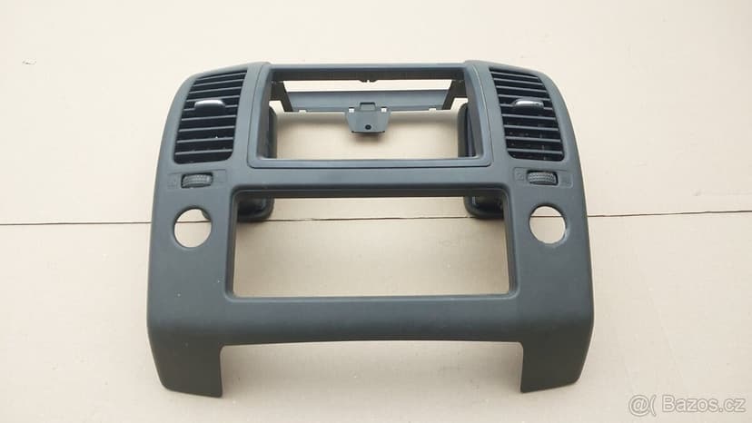 Nissan Navara D40 -  Palubní deska střed 68260EB100