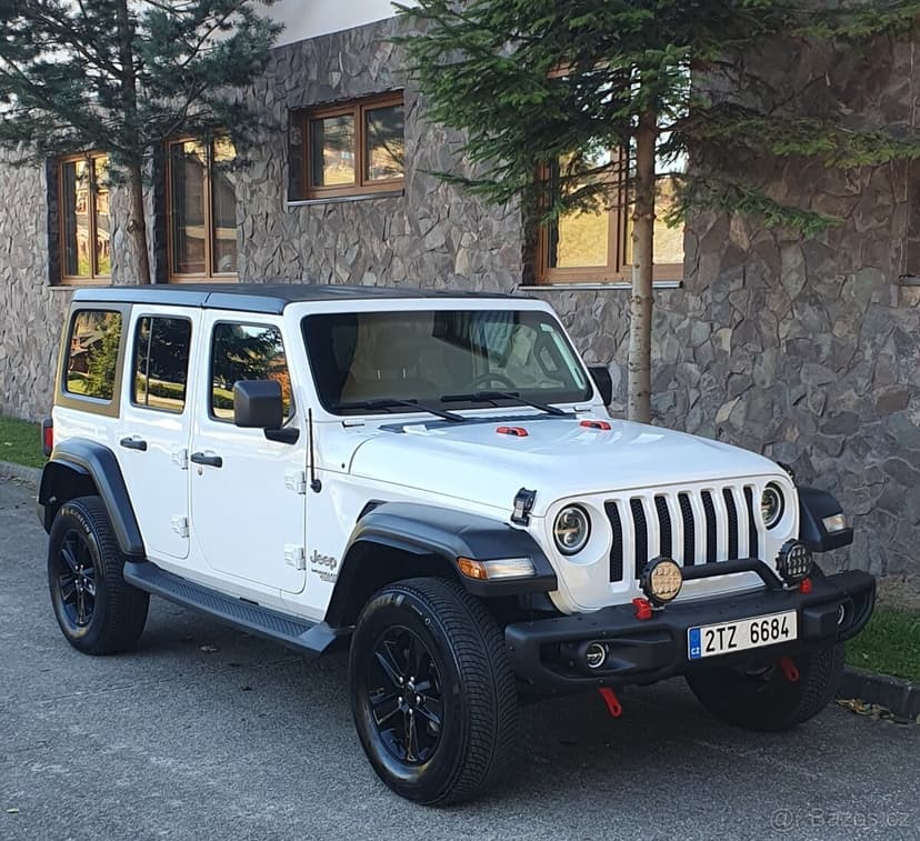 Prodám Jeep Wrangler JL Sport 3.6 V6