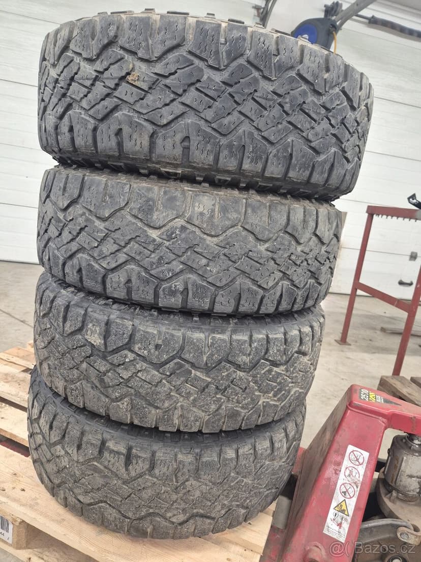 GOODYEAR WRANGLER 255/70 R18