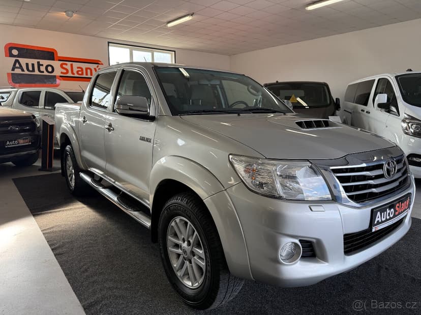 Toyota Hilux 3.0D-4D manuál,po servisu