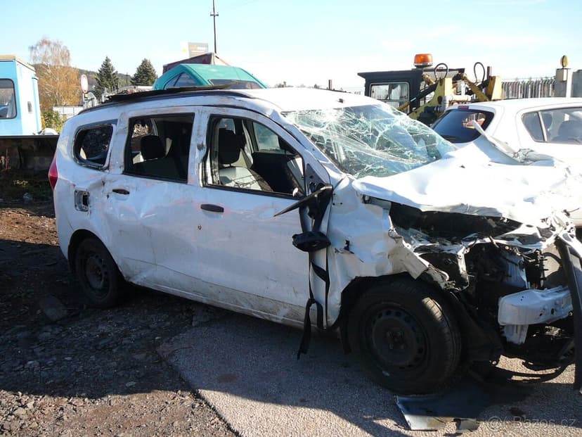 Dacia Lodgy kombi r.v. 2019 1.6 75kW díly, techničák